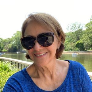 Meet your Posher, Esther